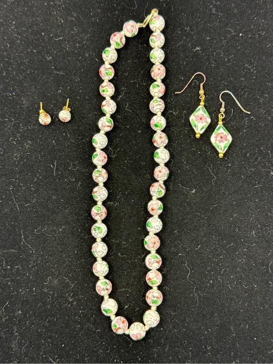 Jewelry - Cloisonné enamel bead necklace 18” & 2pr matching earrings